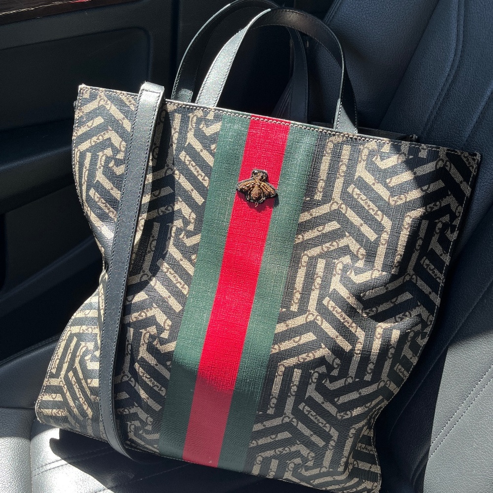 Gucci GG Supreme Monogram Caledido Web vertical tote